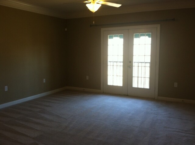 Building Photo - 2 BR Brookside Country Club Condo, Conveni...