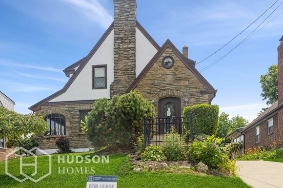 NOW AVAILABLE! - 2507 Indian Mound Avenue... - NOW AVAILABLE!  - 2507 Indian Mound Avenue...