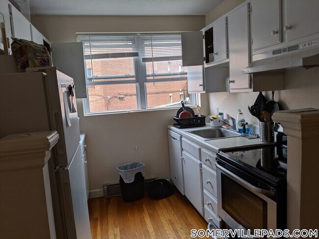 Foto del edificio - 402 Highland Ave
