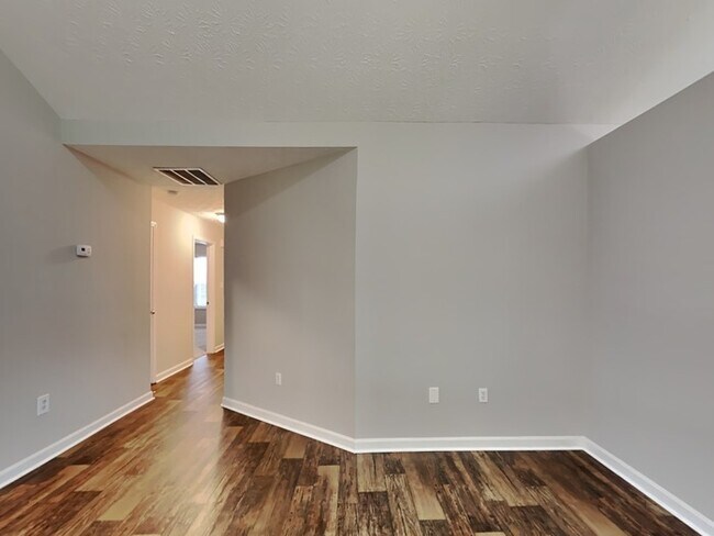 Foto del edificio - 9194 Jefferson Village Dr SW
