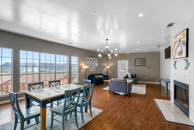 Interior Photo - Prosper Riverdale