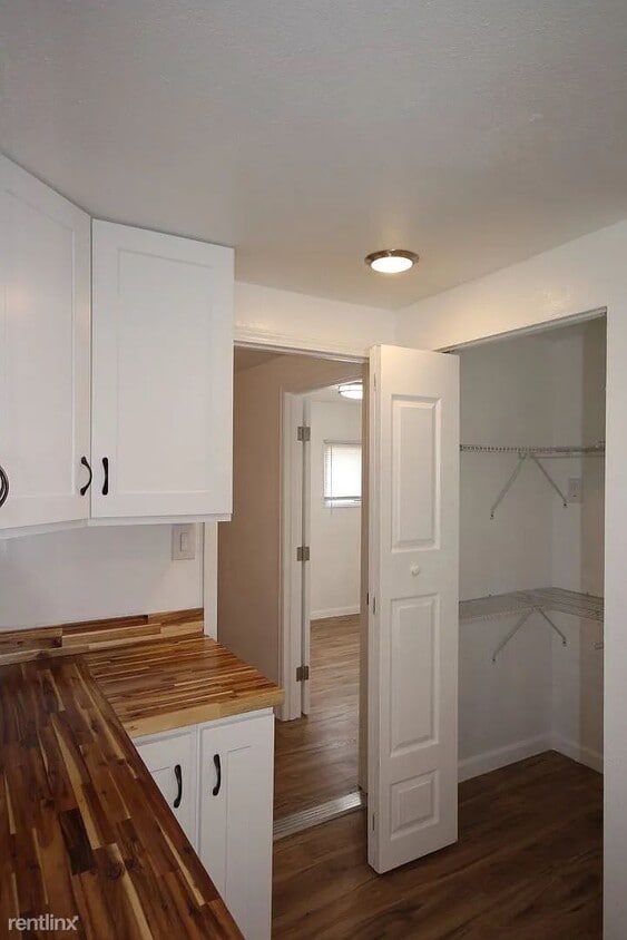Primary Photo - 3 br, 1 bath House - 4703 101st Street Sou...