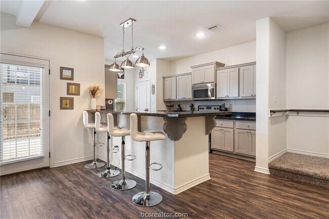 Foto del edificio - 403 Kate Ln