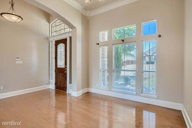 Building Photo - 4 br, 3 bath House - 8204 Edgemont Court UNIT