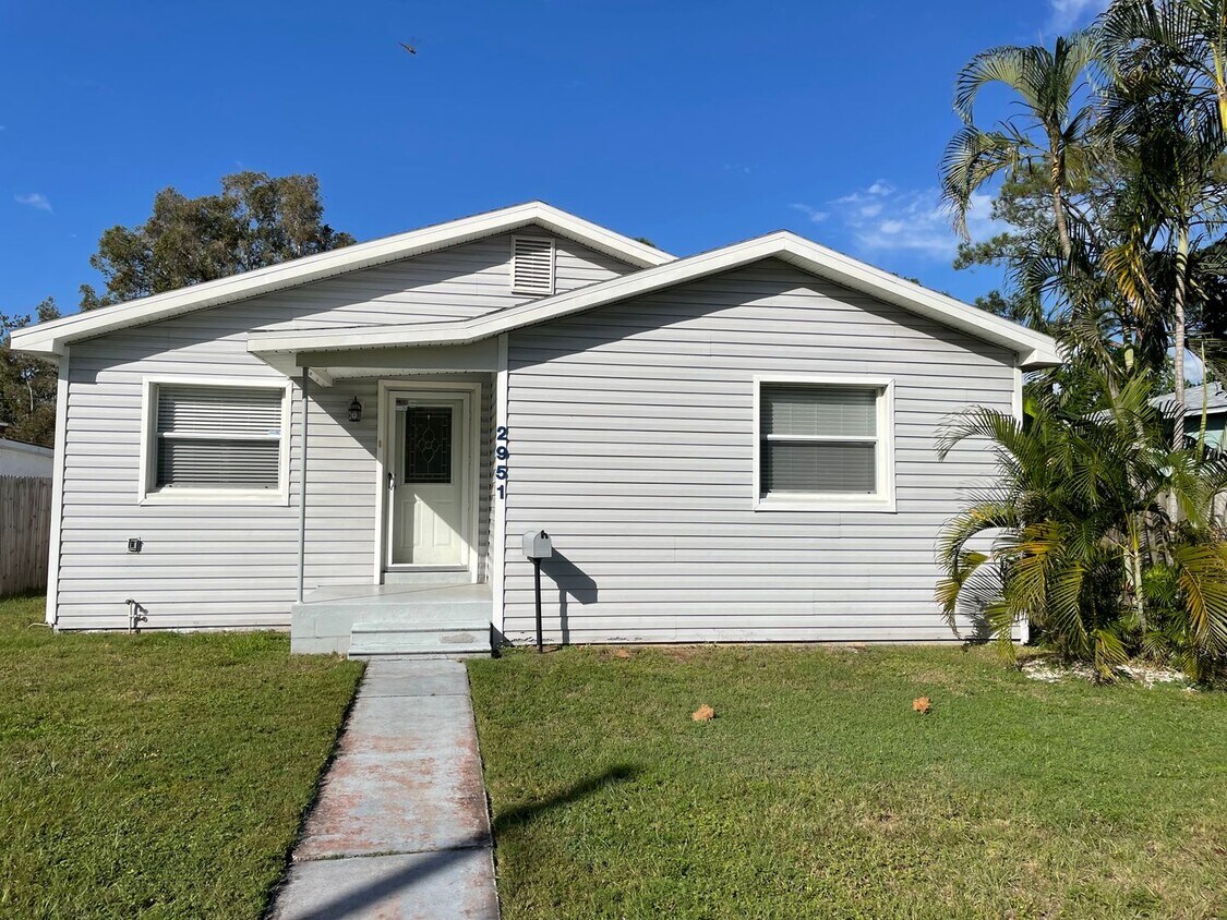 2951 37th Ave N, Saint Petersburg, FL 33713 - House Rental in Saint ...