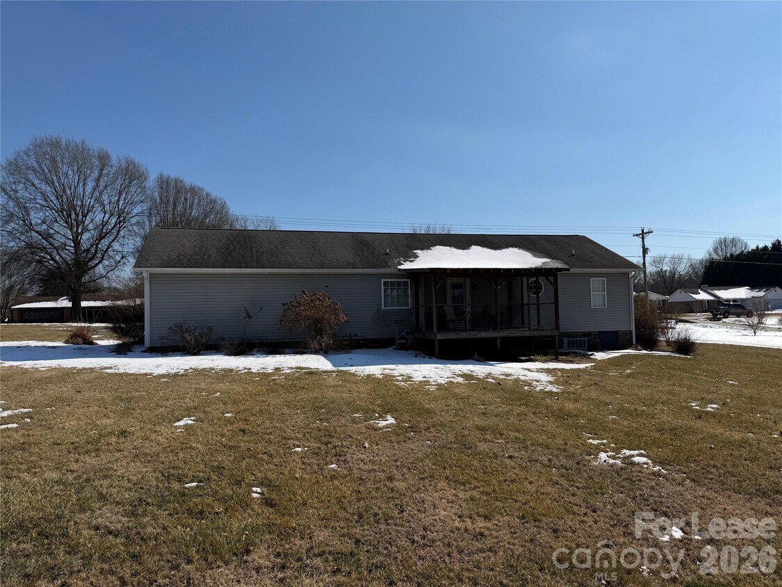 Building Photo - 607 Jane Sowers Rd