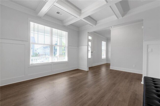 Foto del edificio - 9913 Stretford Rd