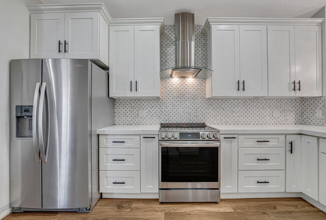 Foto del edificio - 9725 Cherry Blossom Ct