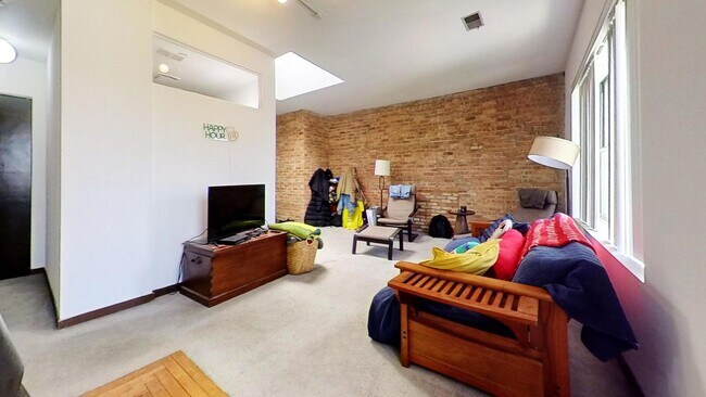 Foto del edificio - 3535 N Southport Ave