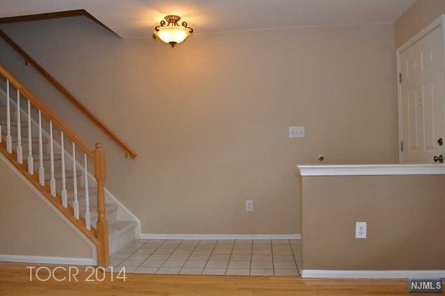 Building Photo - 2292 Oakham Ct