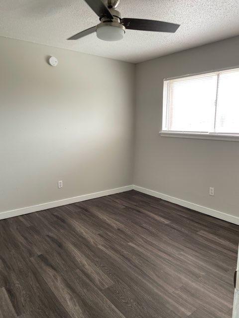 bedroom - Ridgewood Village Apartments