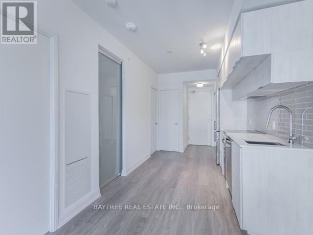 Photo du bâtiment - 181 Dundas St E