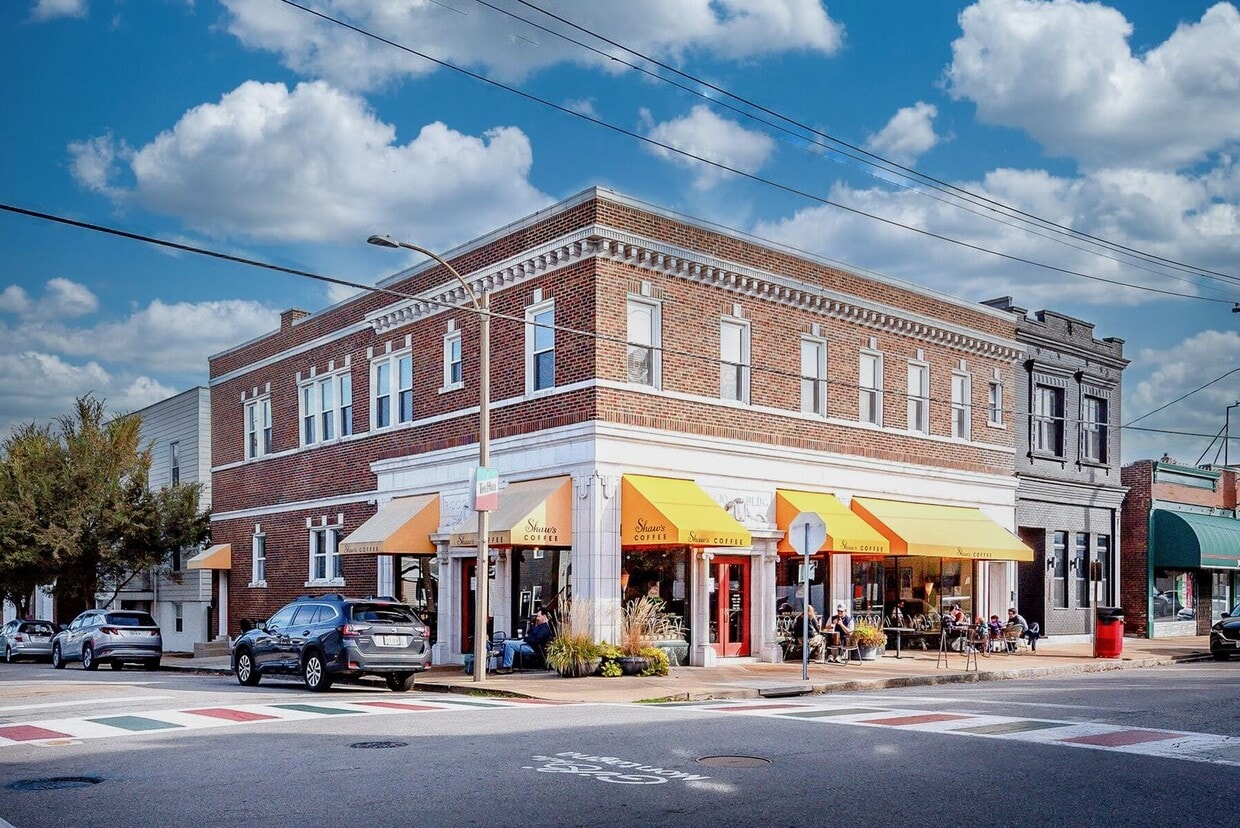 Primary Photo - RARE OPPORTUNITY 1,200 SF ± Apartment in T...