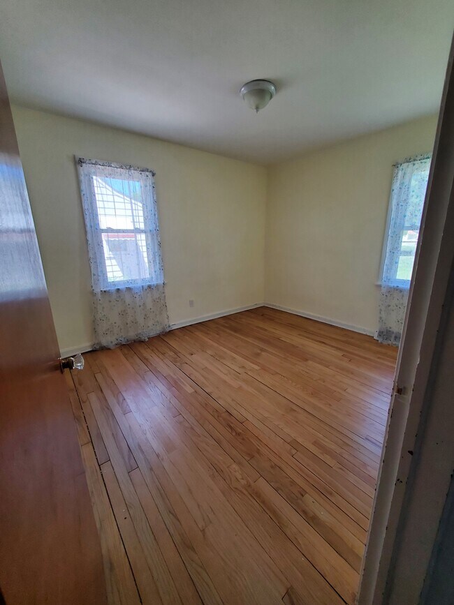Bedroom Two - 1509 Ohio Ave