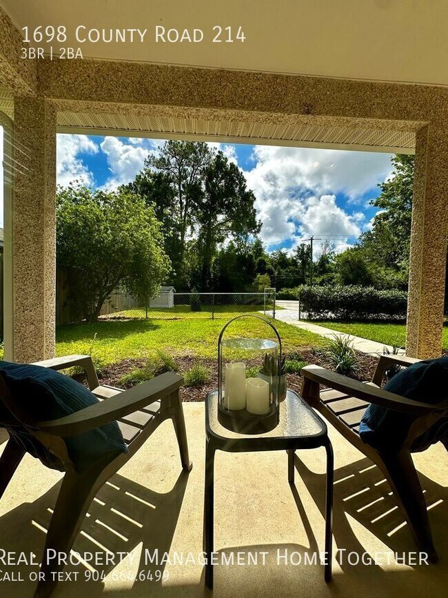 Building Photo - Private Retreat Close to Everything, Prist...