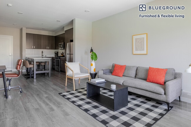 Building Photo - 3560 Rambla Pl