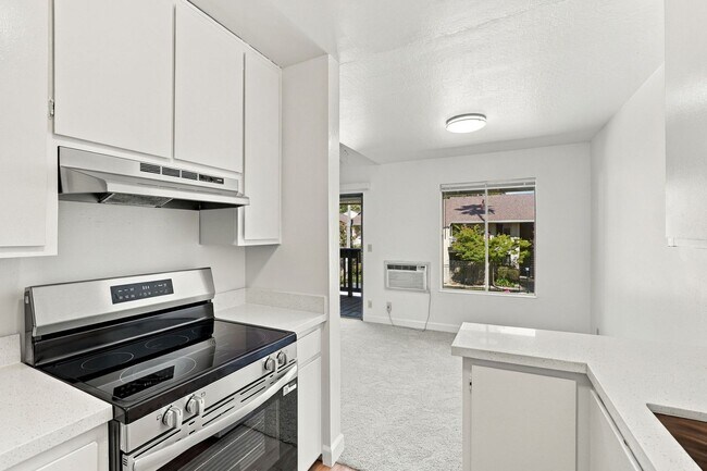 Foto del edificio - 1241 Homestead Ave