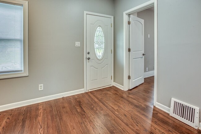 Foto del edificio - Charming Aksarben Gem