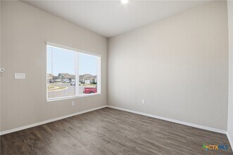 Building Photo - 292 Legacy Cir