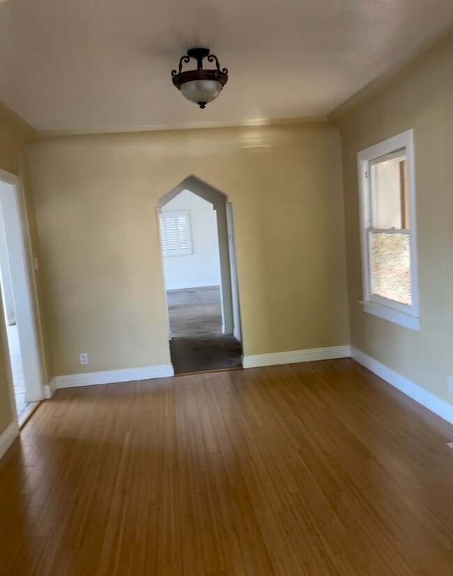 Foto del edificio - 1141 S Alma St