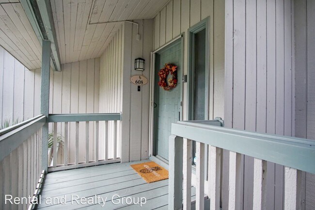 Building Photo - 2 br, 2 bath House - 608 Olde Camelot Cir ...