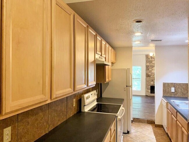 Foto del edificio - 11209 Shannon Hills Dr