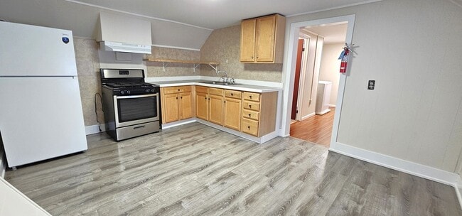 Photo - 216 N Champlain St Apartment