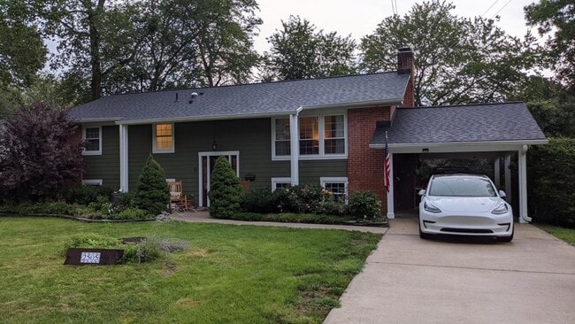 Foto del edificio - 2505 Duxbury Pl