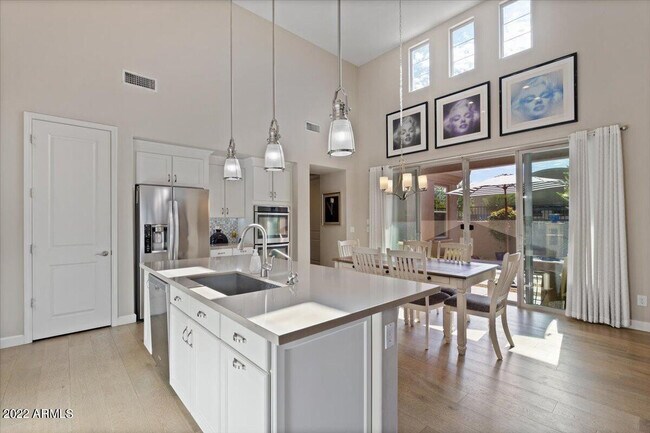 Foto del edificio - 10082 E Bell Rd