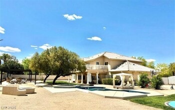 Building Photo - 8623 Golden Canyon Rd