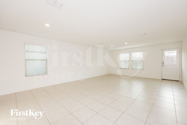 Building Photo - 14837 Firerock Rd