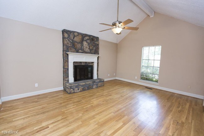 Building Photo - 3 br, 2 bath House - 3612 Chaumont Drive