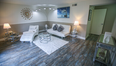 Villa del Sol Apartments photo'