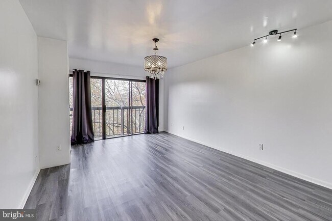 Foto del edificio - 1001 26th St NW