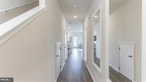 Building Photo - 145 Mazzeo Dr