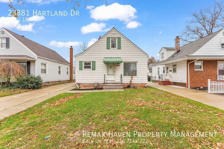 23881 Hartland Rd , Euclid Spacious 3 be... House Rental in Euclid