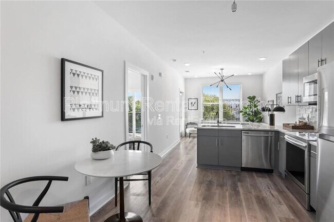 Foto del edificio - 525 Parkway Dr NE