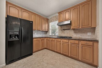 Building Photo - 11218 Timbertree Ln