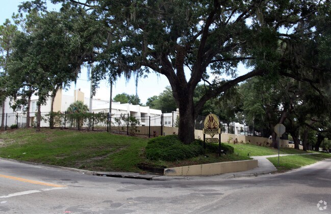 Riverside Palms Apartments Tampa
