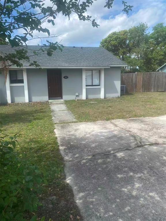Foto del edificio - 9767 Piney Point Cir