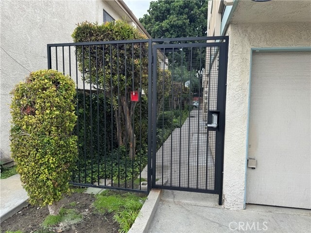 Building Photo - 5238 Hayter Ave