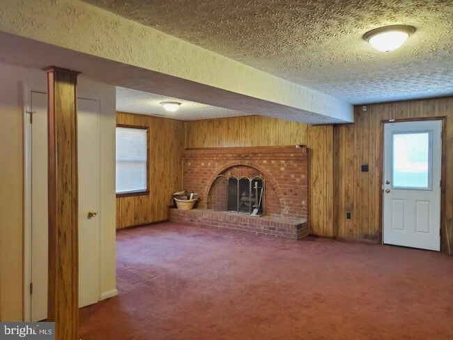 Building Photo - 9515 Dalmatia Dr