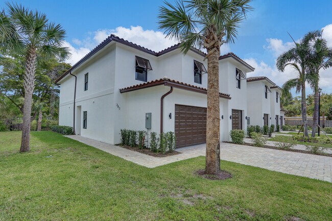 Building Photo - 406 Bella Sol Way