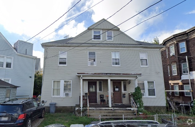Building Photo - 4 Haskell St