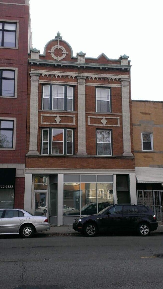 Foto del edificio - 2251 W North Ave