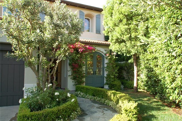 Building Photo - 11 Tesoro