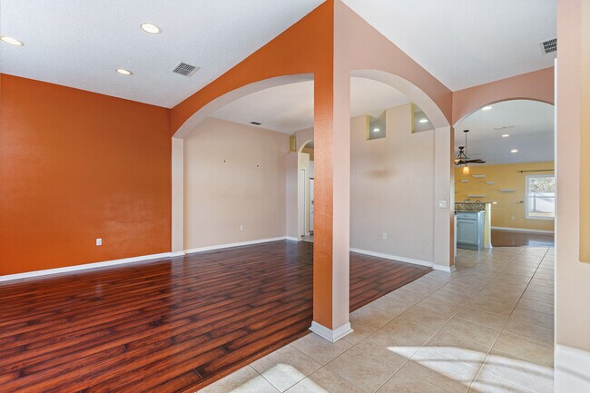 Foto del edificio - 33 Seamanship Trail