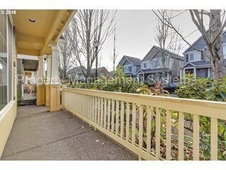 Building Photo - 6106 SW Lynmar Pl