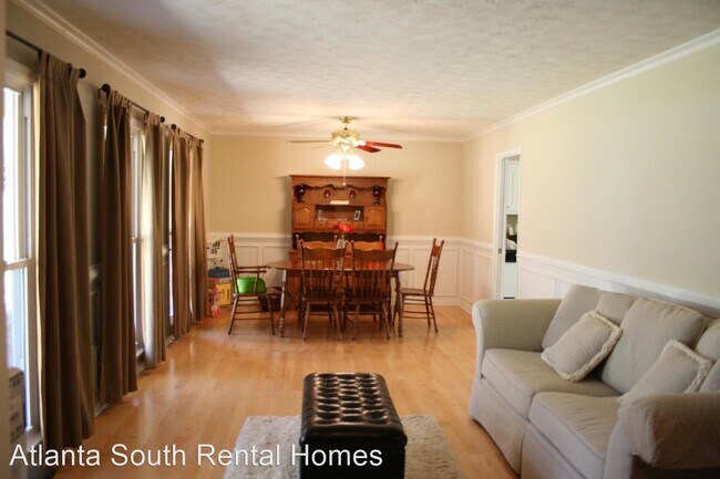 Foto del edificio - 3 br, 2 bath House - 105 Timberlane Trail