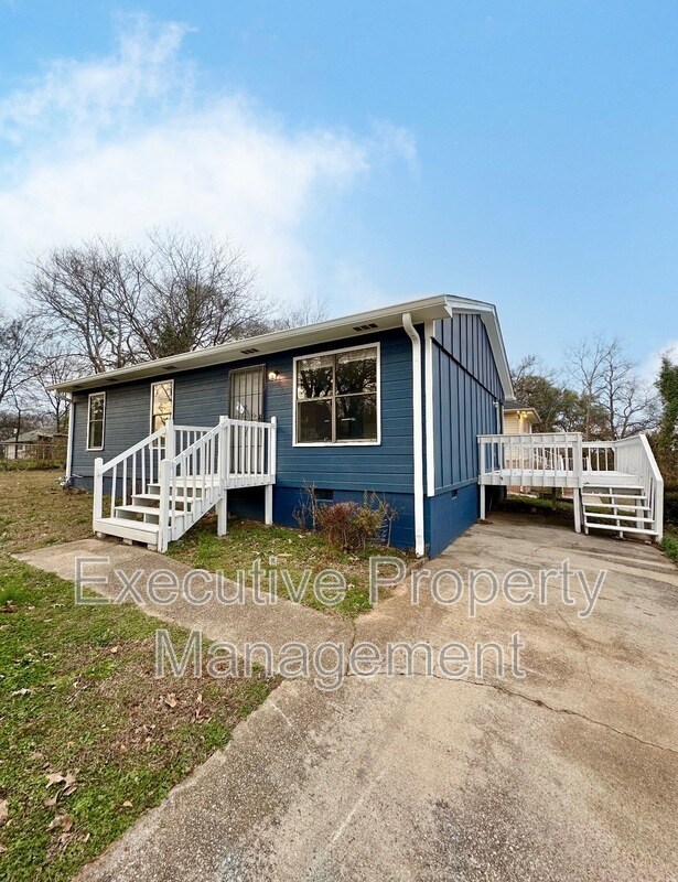 Building Photo - 1920 15th Way SW